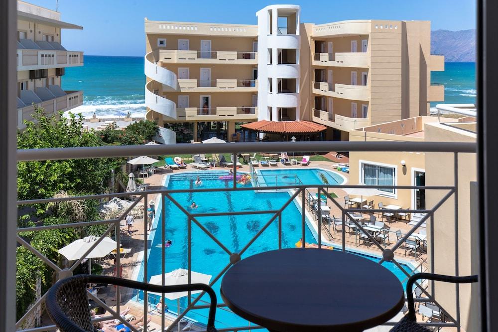 Hotel Sunny Bay 3*