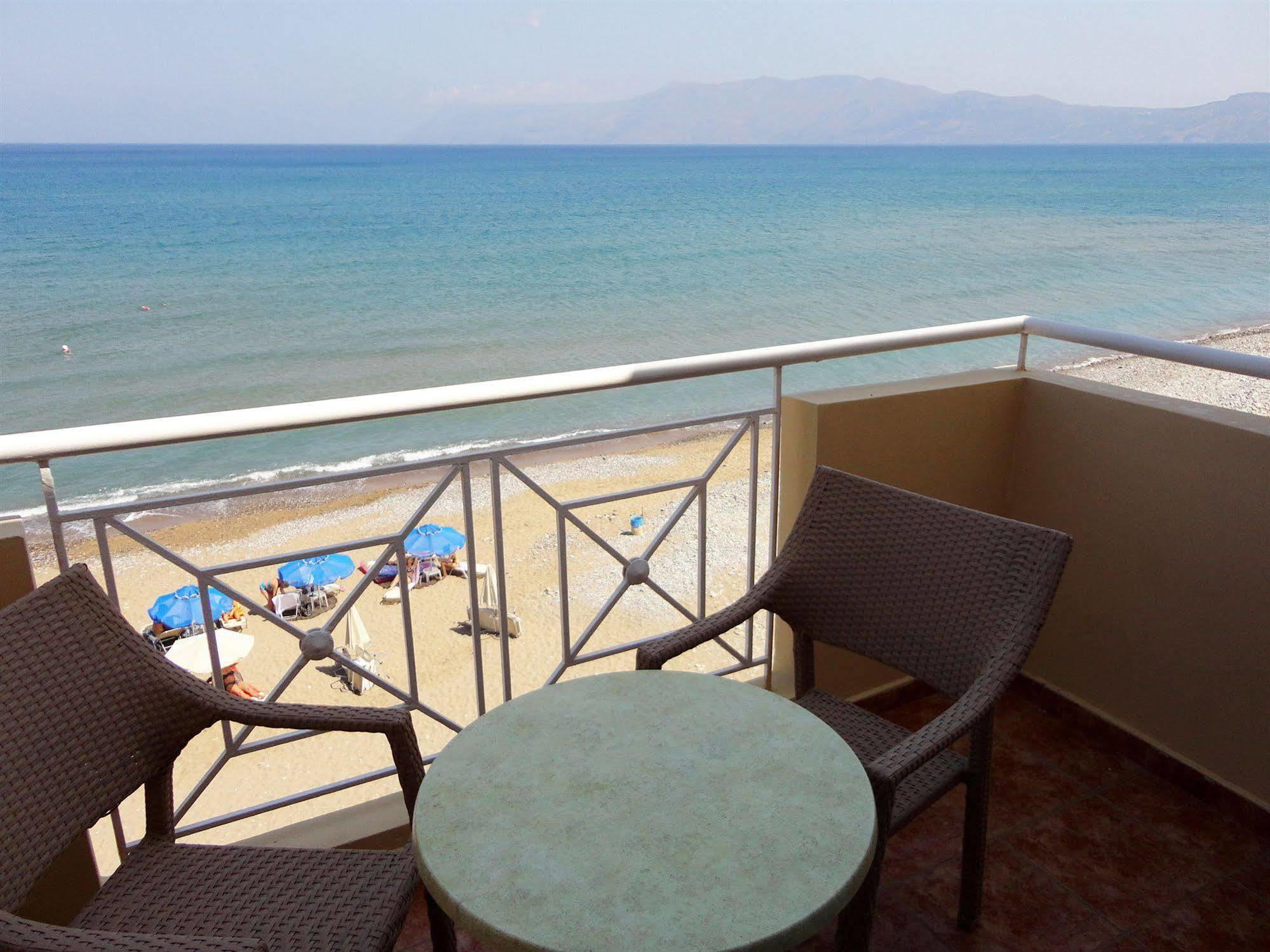Sunny Bay Hotel 3*