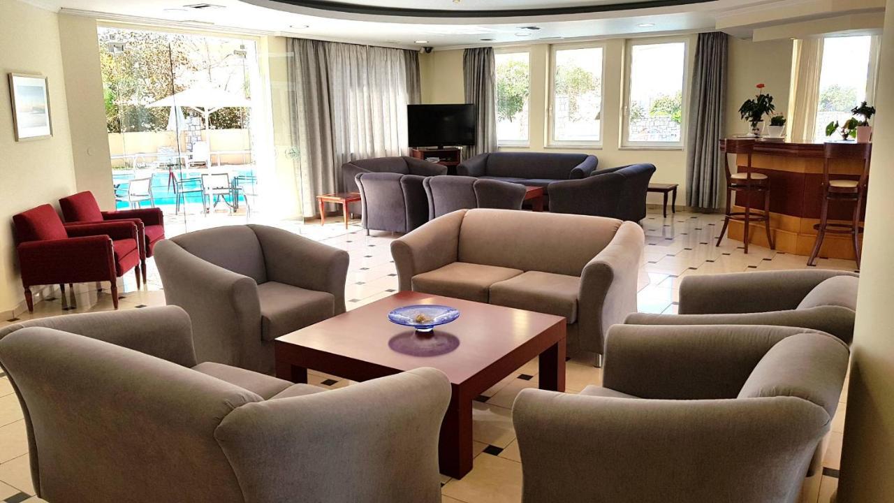 Sunny Bay Hotel